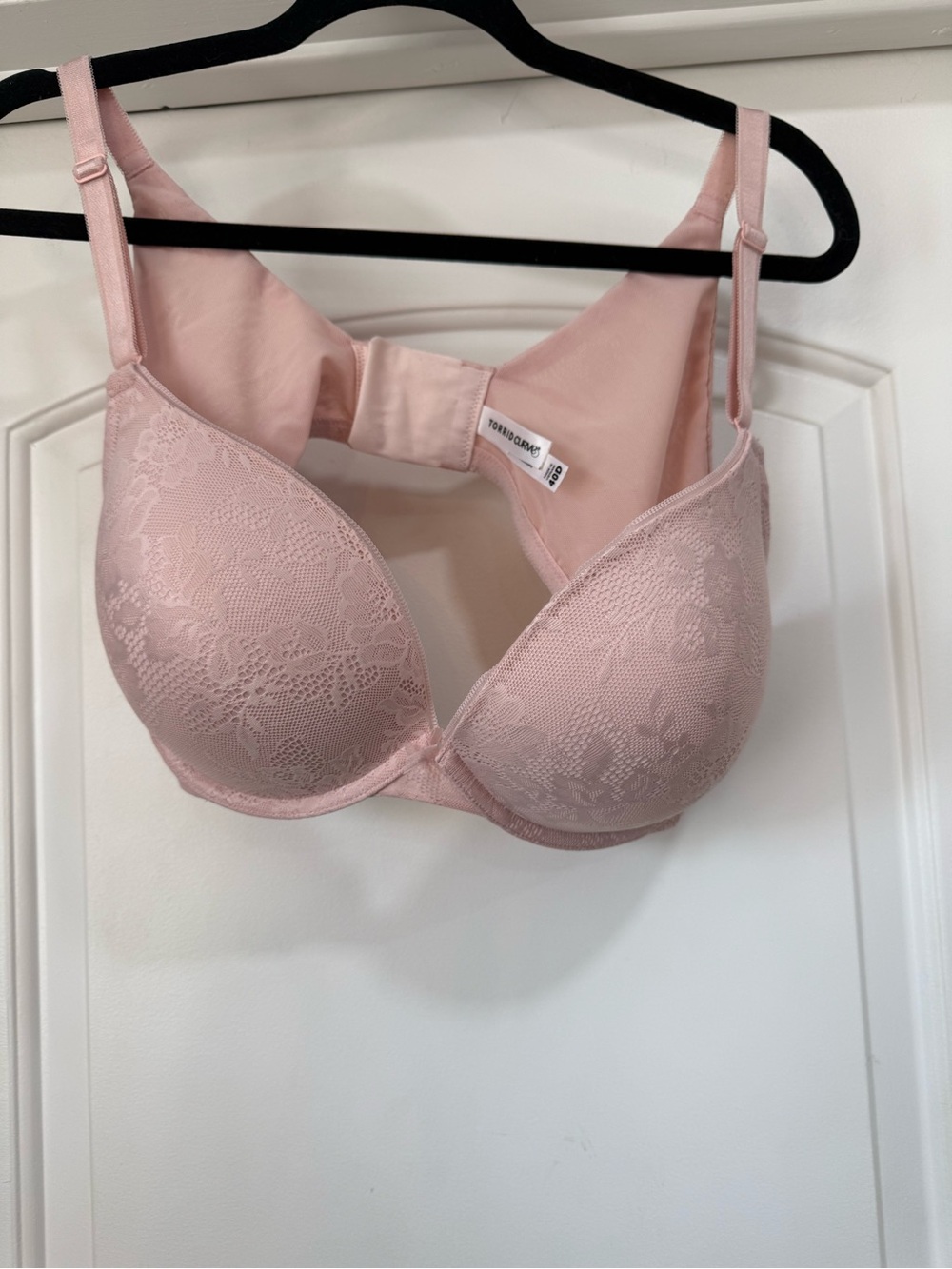 Torrid Light Pink Lace Underwire Bra - push up 40D